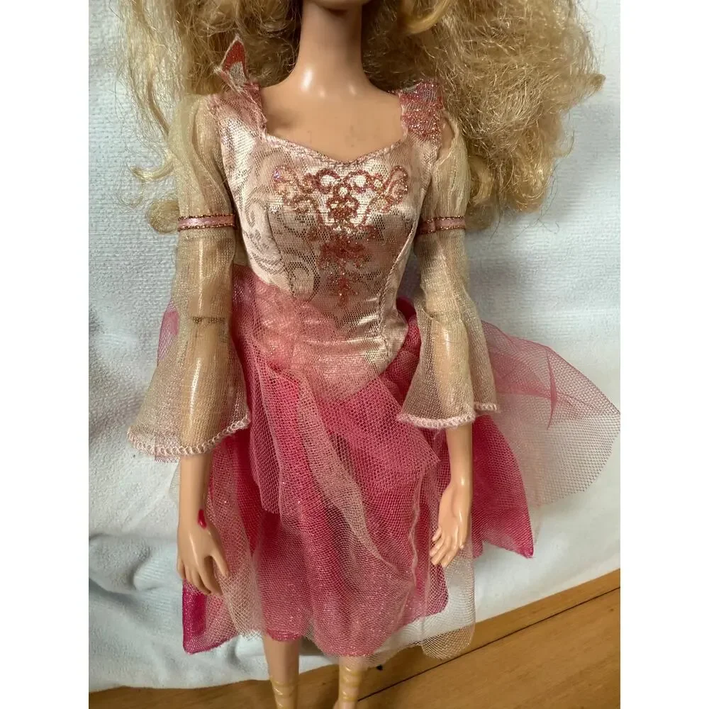 Vintage 1999 Dancing Princess‎ Genevieve Barbie Doll 15”